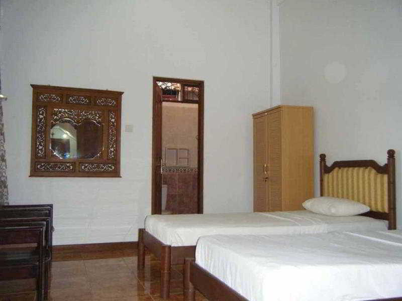 Prima Hotel 2*